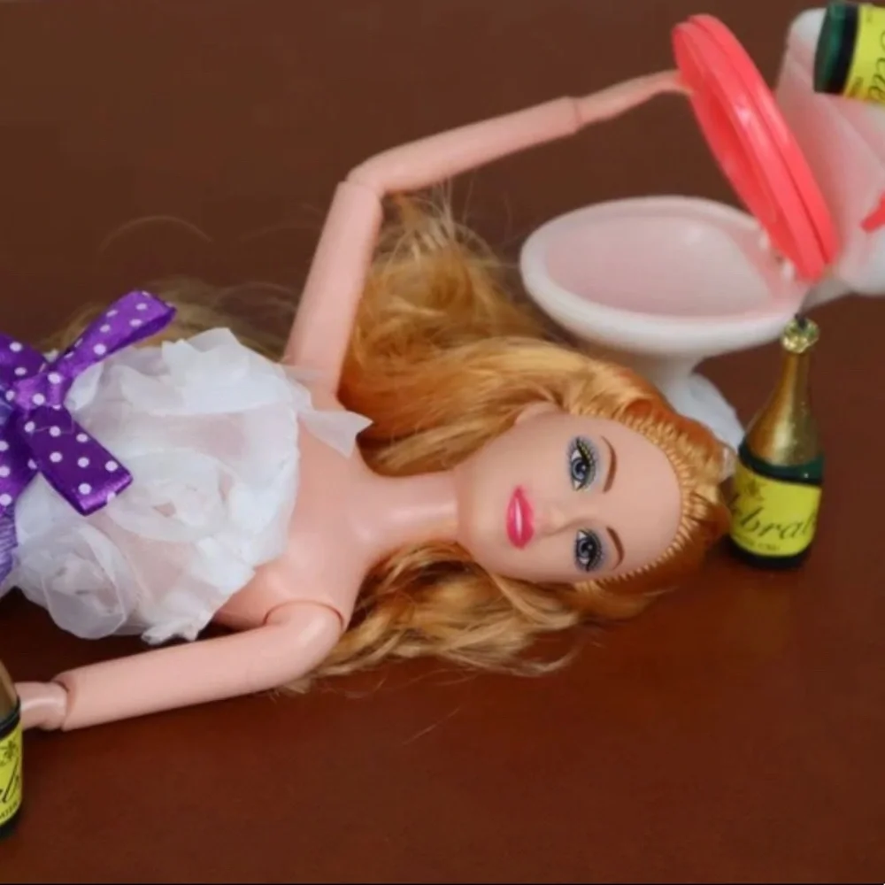 Drunk Doll Cake Topper - Decoration Kit